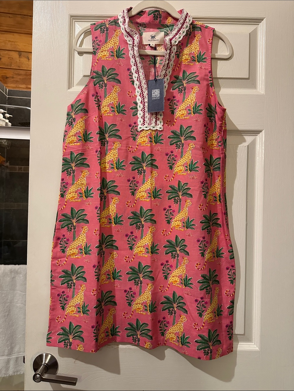 Printfresh Pink Sleeveless Shift Dress NET size Medium